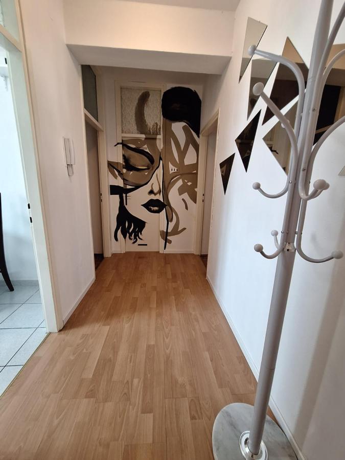 Two Bedroom Apartment Alma ザダル エクステリア 写真